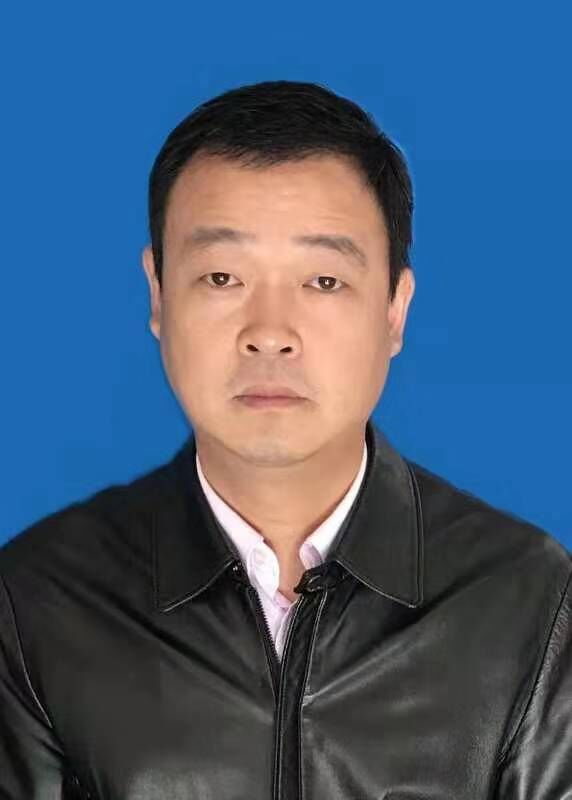 马伟