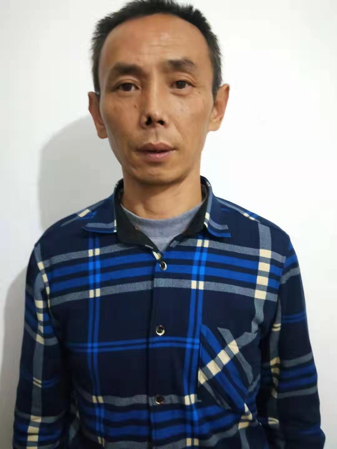 杜仔国