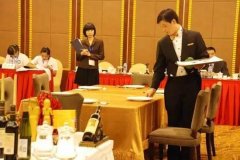 中餐、西餐厅摆台技巧很难？看这篇就够了